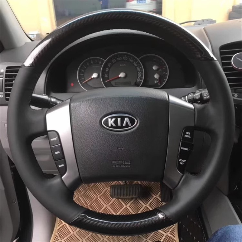 Car Steering Wheel Cover Anti Slip Breathable - キア ソレント 2003-2009年式用 手縫い滑り止めブラックカーボンファイバー本革製ステアリングホイールカバー